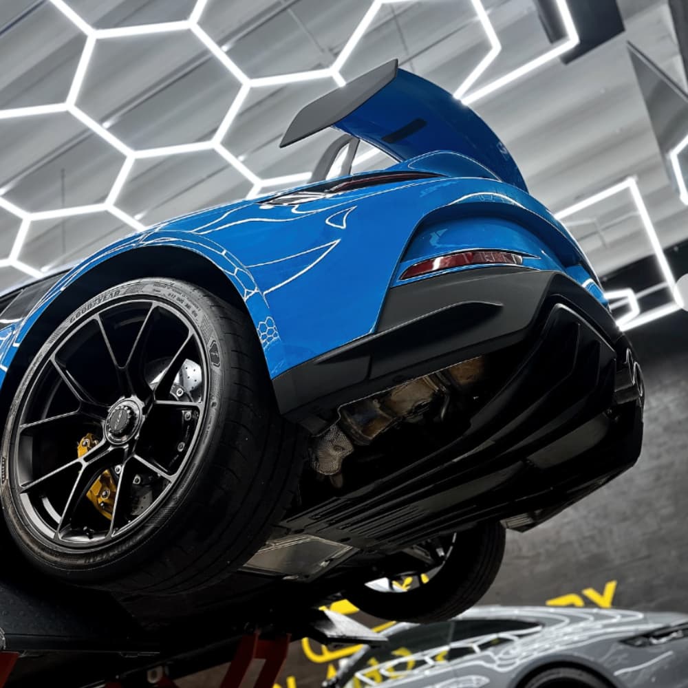 BODY KIT/EXHAUST SYSTEMS service in Miami